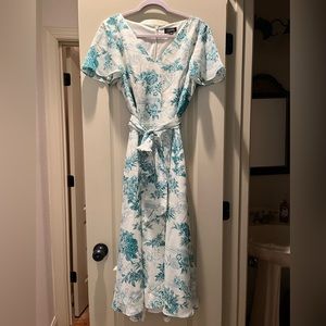 Tahari fully lined teal ladies mid-length dress - EUC - stunning! Size 12